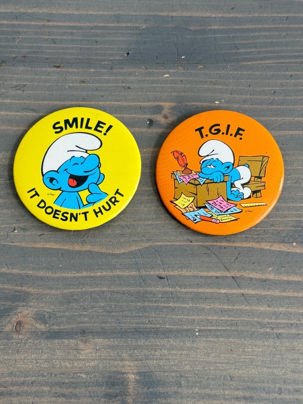 2 x 1980’s metal Smurf pins